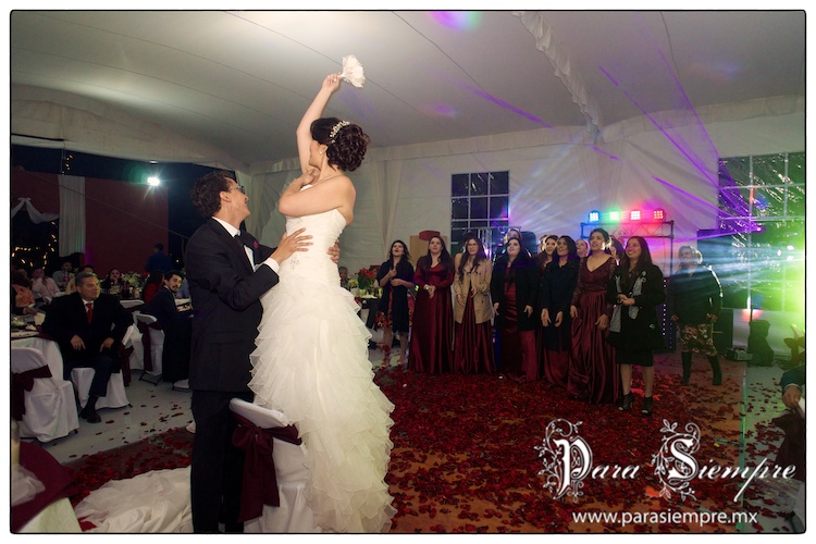 boda-tlazala-dyh028
