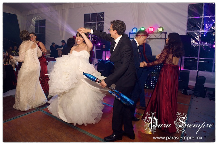 boda-tlazala-dyh029