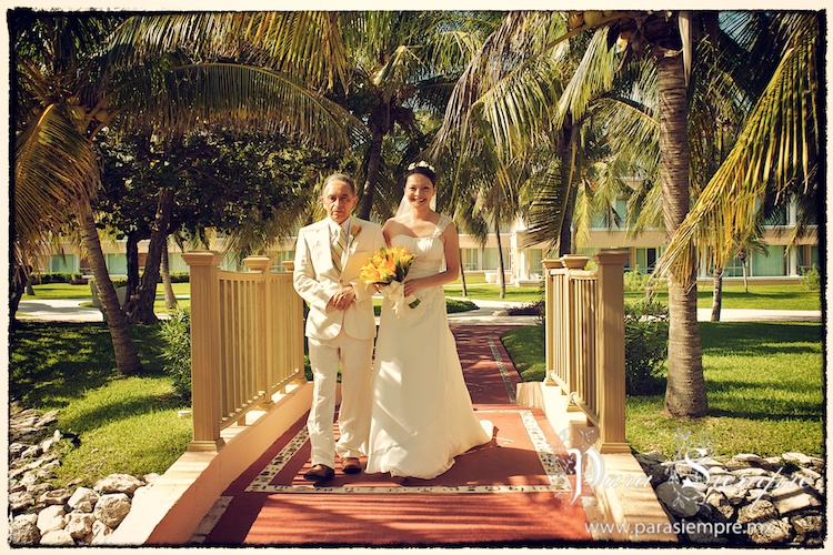 moon-palace-wedding-001